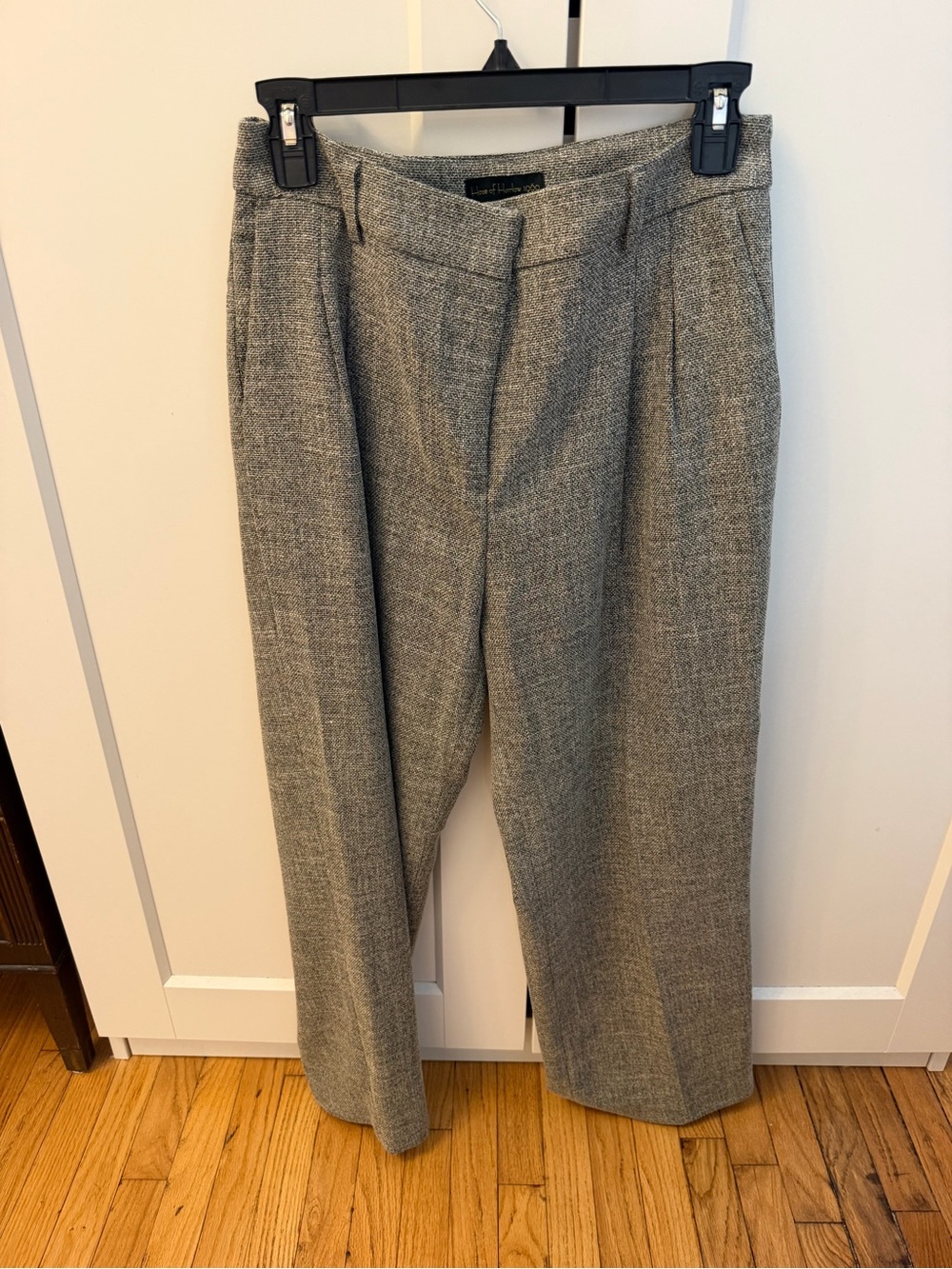 House of Harlow 1960 Gray Textured Dress Trousers
